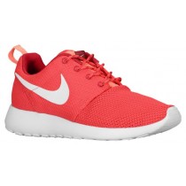 Nike Roshe One Femmes chaussures rouge/blanc SAD975