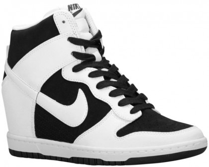 Nike Dunk Sky Hi Femmes baskets noir/blanc UBY434